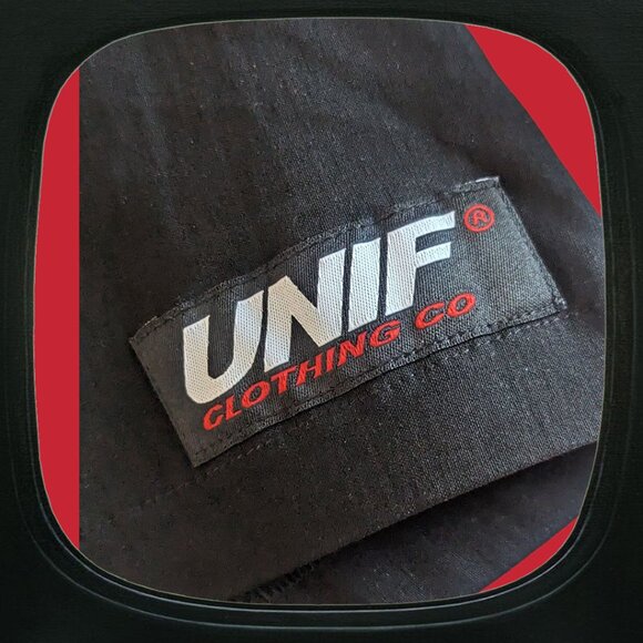 black unif oren skirt - Picture 4 of 5